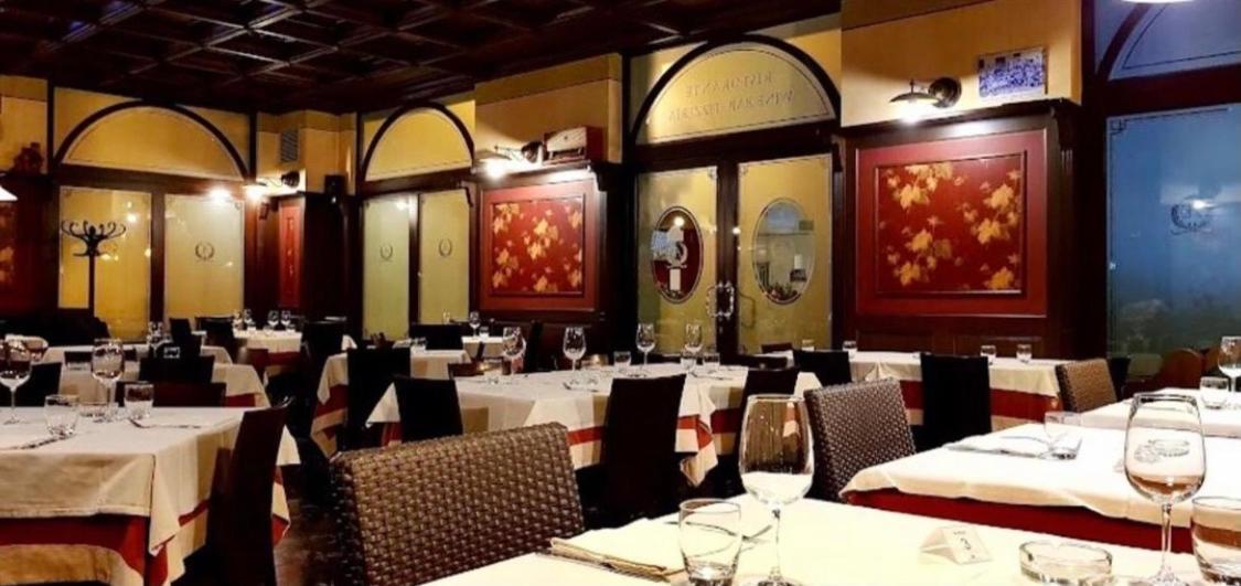 Hotel Ristorante Aeclanum Mirabella Eclano Exterior foto